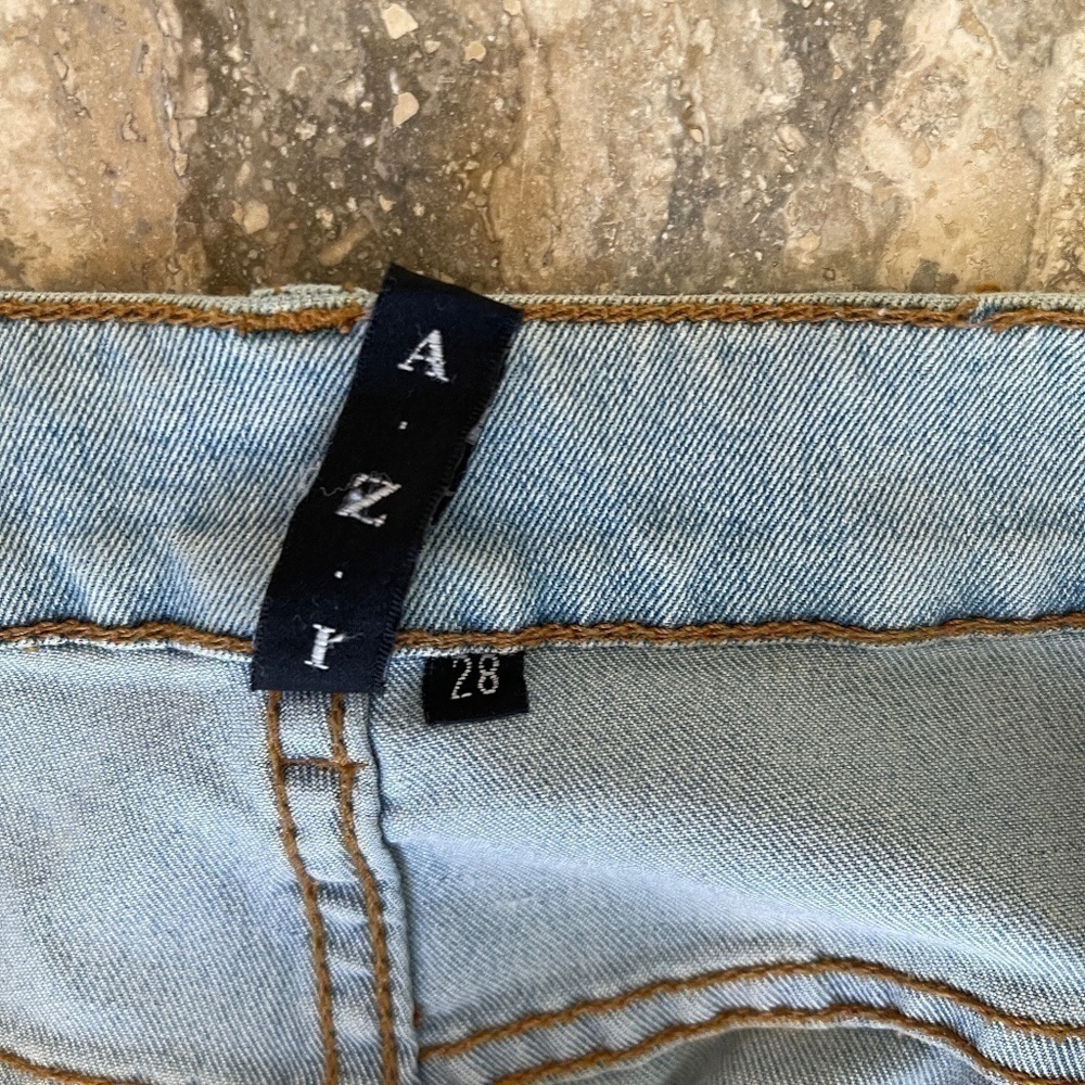 AZI DENIM JEANS EMBELISHED SZ 28 - Picture 6 of 12